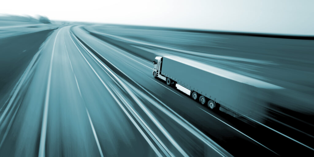 Empresa-logística-y-transporte-camion-portada